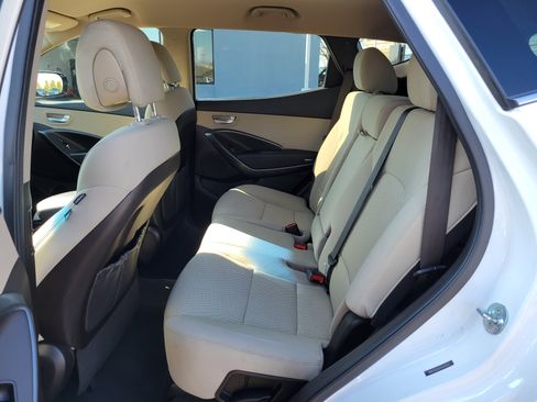 Used 2017 Hyundai Santa Fe Sport image 11