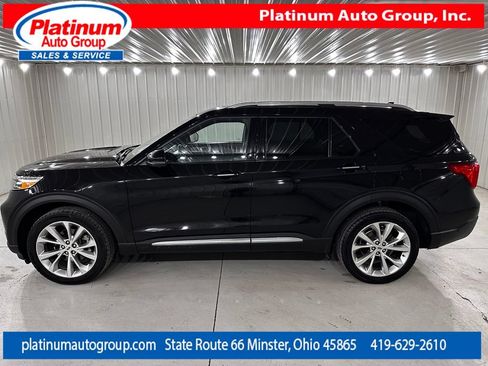 Used 2021 Ford Explorer Platinum w/ Equipment Group 601A AWD/4WD image 2