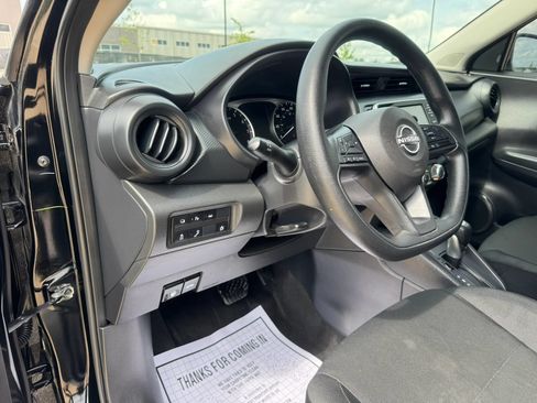 Used 2025 Nissan Kicks Play S FWD image 19
