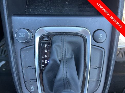 Used 2023 Hyundai Kona SEL image 17