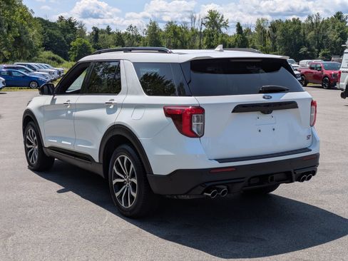 Used 2020 Ford Explorer ST w/ Premium Technology Package AWD/4WD image 4
