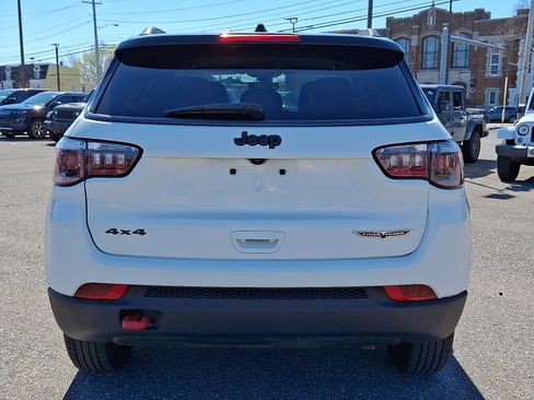 Used 2020 Jeep Compass Trailhawk AWD/4WD image 6