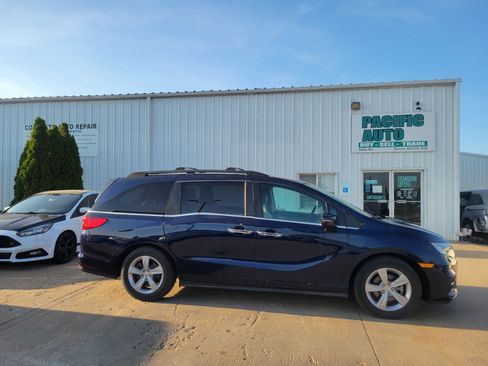 Used 2019 Honda Odyssey EX-L image 9