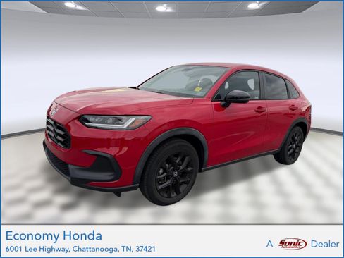 Used 2024 Honda HR-V Sport image 1