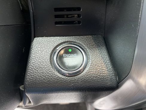 Used 2018 Ford Expedition Max Platinum image 37