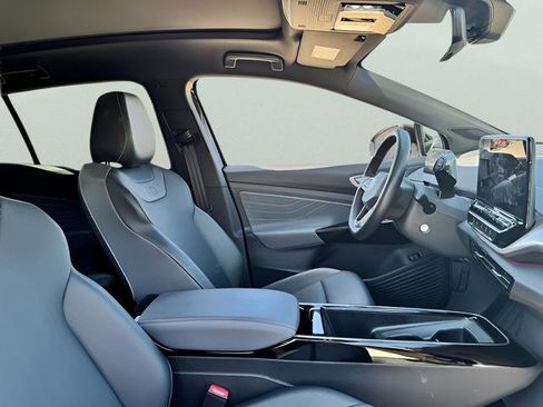 Used 2023 Volkswagen ID.4 Pro S image 23