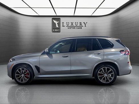Used 2025 BMW X5 xDrive40i w/ M Sport Package AWD/4WD image 5