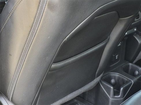 Used 2023 Jeep Gladiator Overland image 21