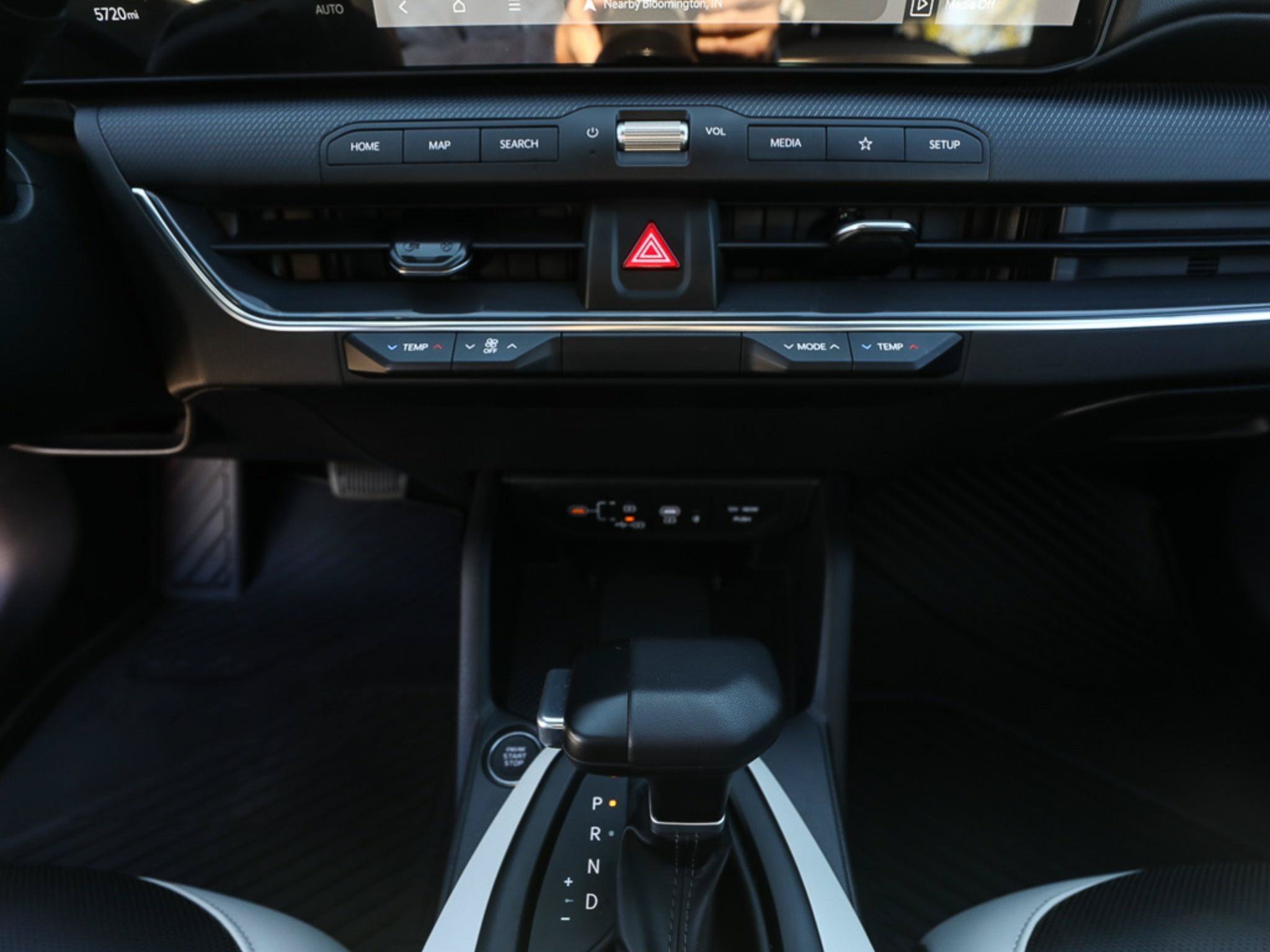 Certified 2025 Kia K4 GT-Line w/ GT-Line Premium Package FWD image 18