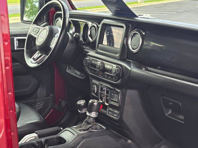 Used 2021 Jeep Wrangler Unlimited Sahara AWD/4WD image 8