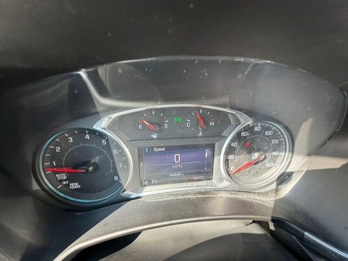 Used 2021 Chevrolet Equinox LT AWD/4WD image 12