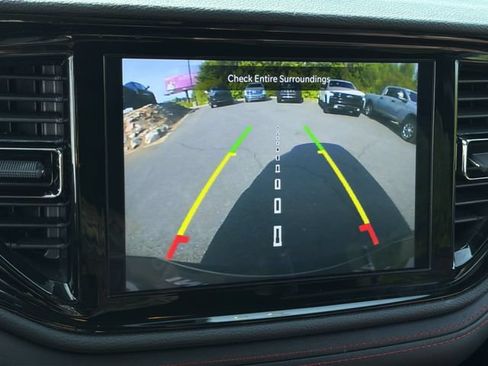 Used 2024 Dodge Durango GT RWD image 26