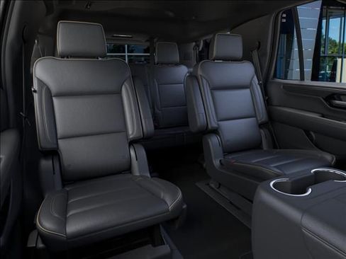 New 2026 GMC Yukon Elevation AWD/4WD image 17