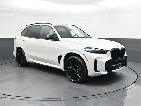 New 2026 BMW X5 M60i image 2