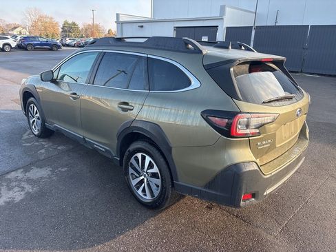 Certified 2023 Subaru Outback Premium image 5