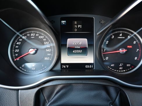 Used 2016 Mercedes-Benz C 300 Sedan image 43