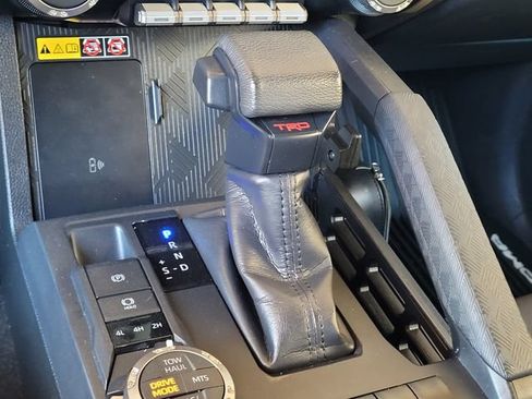 Certified 2024 Toyota Tacoma TRD Off-Road w/ TRD Off Road Upgrade Package AWD/4WD image 23