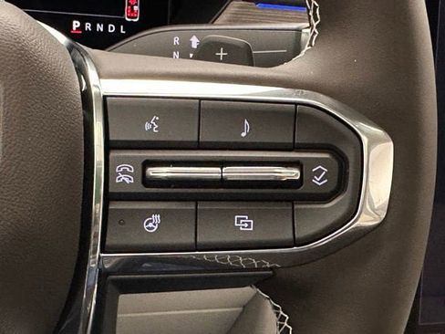 New 2026 GMC Acadia Denali w/ Super Cruise Package image 11