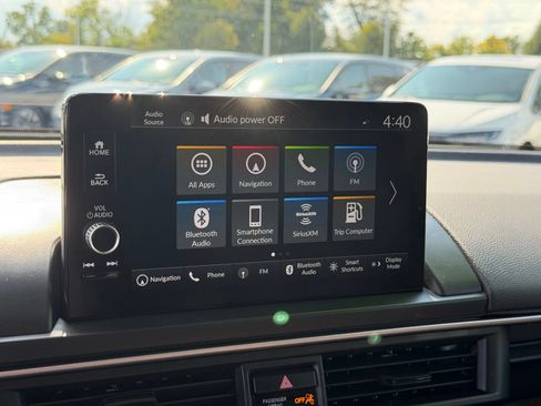 Used 2025 Honda Pilot Elite image 24