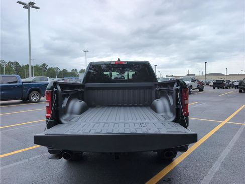 New 2026 RAM 1500 Laramie AWD/4WD image 5