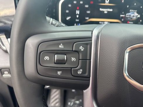 New 2026 GMC Sierra 1500 SLE w/ Preferred Package image 15