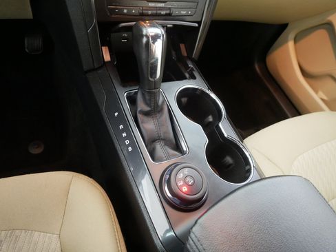 Used 2016 Ford Explorer Base image 24