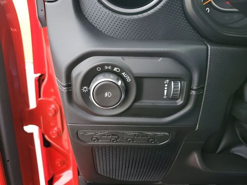 New 2026 Jeep Wrangler Unlimited Rubicon 392 image 32