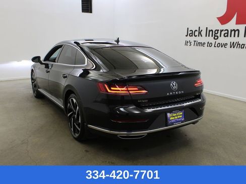 Used 2023 Volkswagen Arteon SEL Premium image 2
