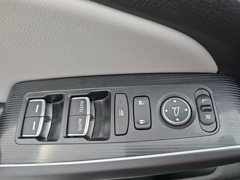 Certified 2025 Honda Civic Sport Touring image 27