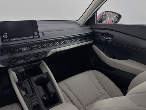 Used 2024 Honda Accord LX image 21