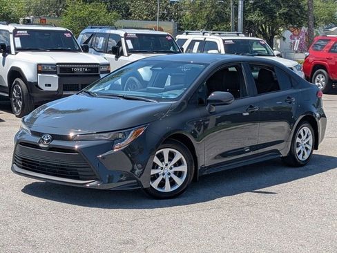 Certified 2026 Toyota Corolla LE image 1