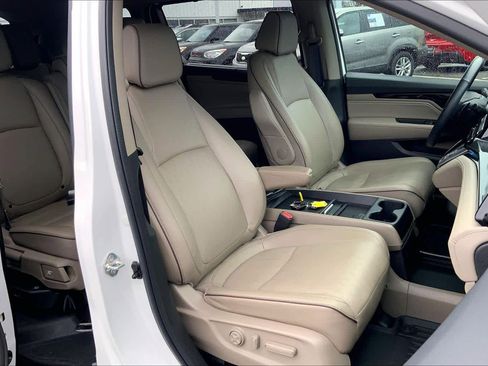 Used 2023 Honda Odyssey Elite image 8