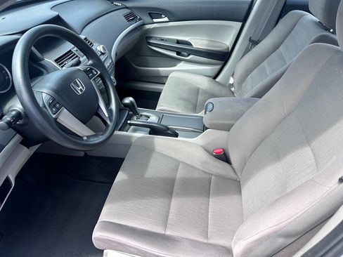 Used 2012 Honda Accord LX image 5