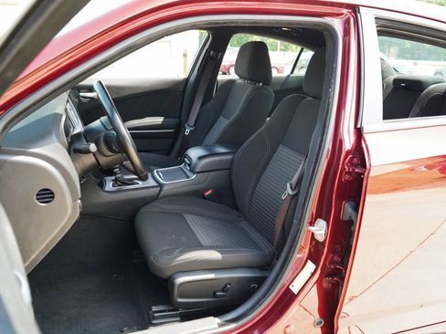 Used 2023 Dodge Charger SXT RWD image 7