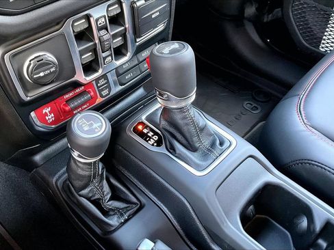 New 2026 Jeep Wrangler Unlimited Rubicon 392 w/ Quick Order Package 27X Moab AWD/4WD image 26