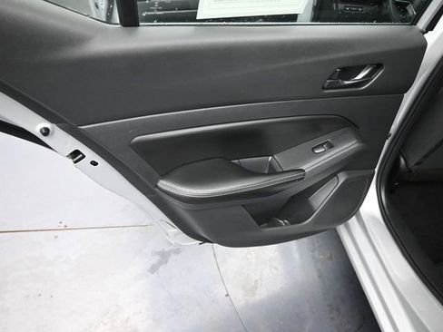 Used 2024 Nissan Altima 2.5 SV image 29