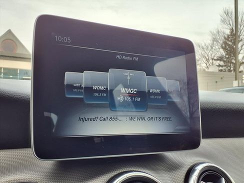 Used 2018 Mercedes-Benz CLA 250 4MATIC image 11