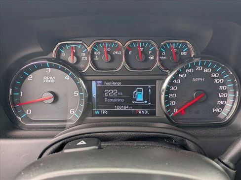 Used 2020 Chevrolet Suburban LT w/ RST Edition RWD image 11
