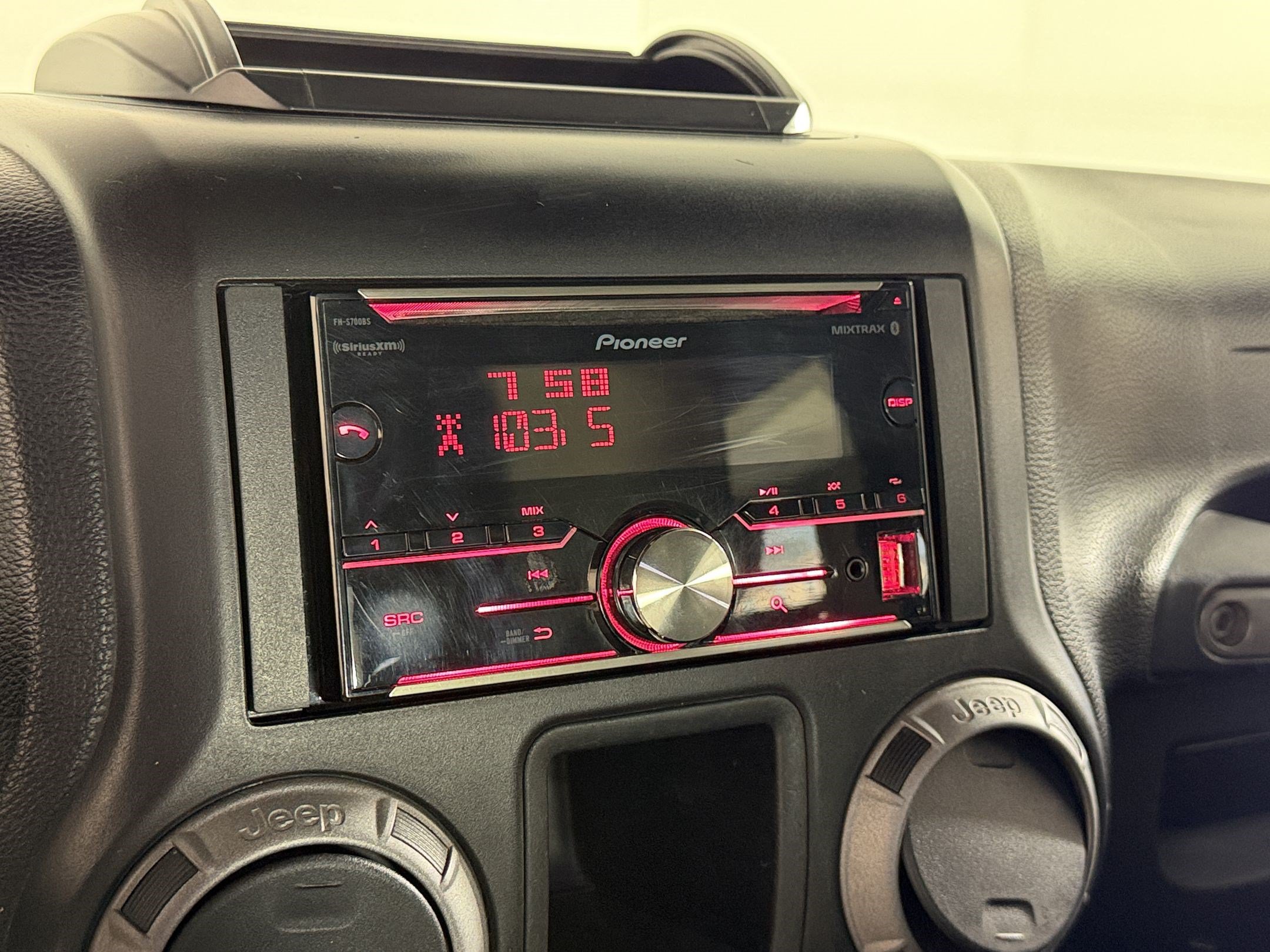 Used 2014 Jeep Wrangler Sport AWD/4WD image 19