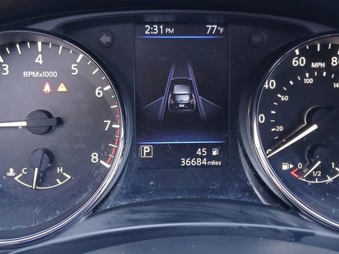 Used 2020 Nissan Rogue SV w/ Premium Package image 18