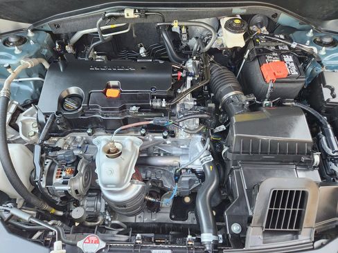 Certified 2024 Honda HR-V Sport image 29