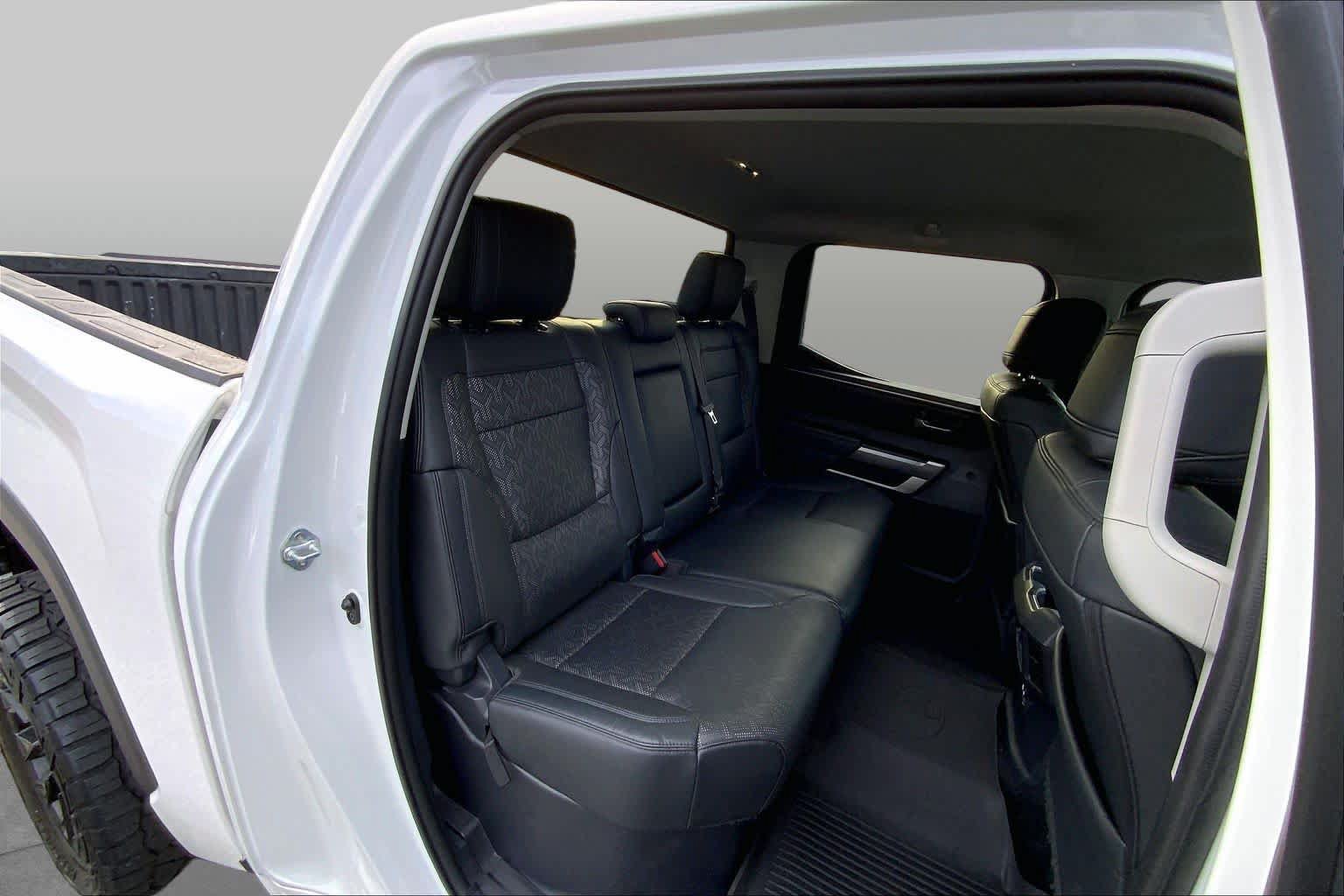 Used 2023 Toyota Tundra SR5 w/ SR5 Premium Package AWD/4WD image 17
