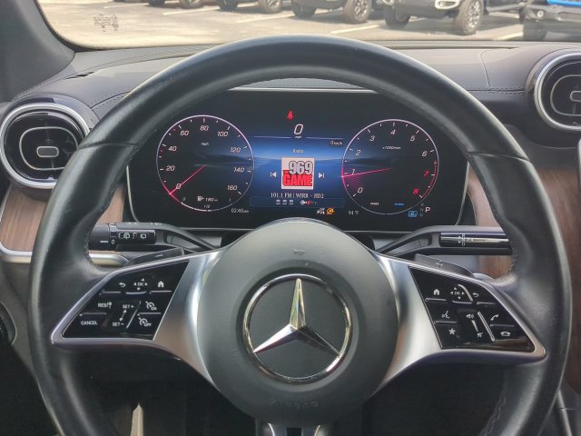 Used 2025 Mercedes-Benz GLC 300 image 29