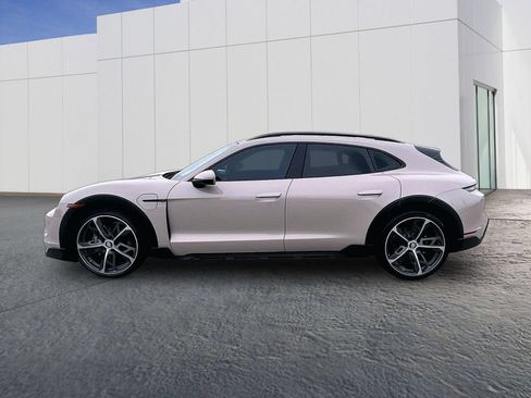 Certified 2022 Porsche Taycan 4 Cross Turismo AWD/4WD image 2