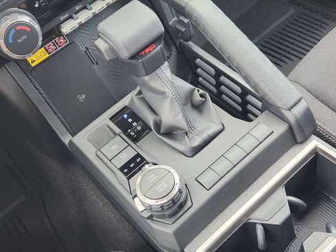 New 2026 Toyota 4Runner TRD Sport AWD/4WD image 19