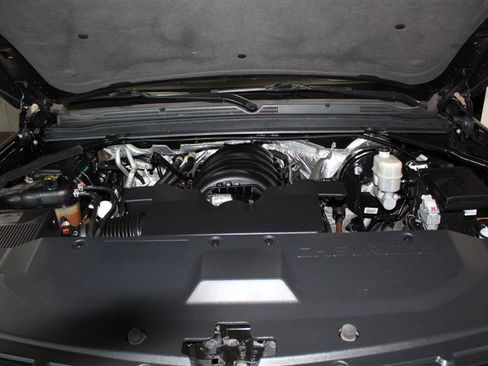 Used 2015 Chevrolet Tahoe LTZ AWD/4WD image 12