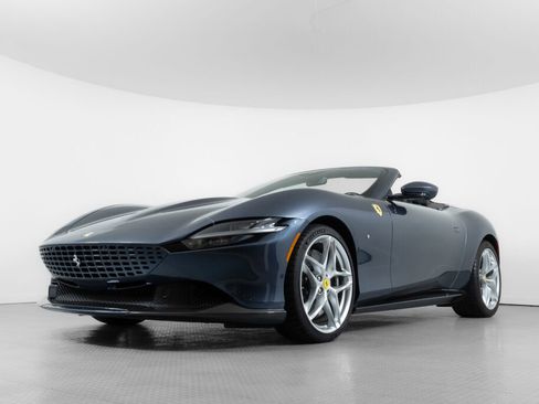 Certified 2024 Ferrari Roma Spider RWD image 11