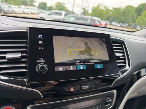 Used 2019 Honda Pilot Elite image 38
