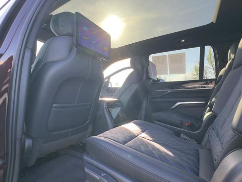 Used 2026 Cadillac Escalade IQL Sport 1 image 7