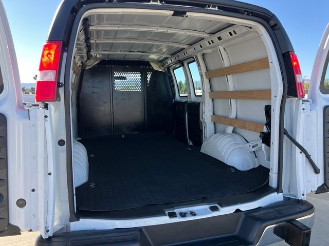 Used 2025 GMC Savana 2500 w/ Driver Convenience Package RWD image 27